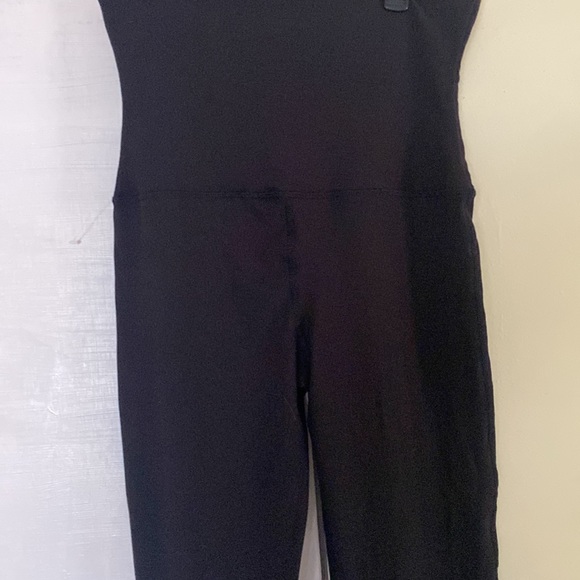 Evolution&Creation Black Stretch Reinforced Fold Over Butter Soft Contour Pants - Picture 7 of 10